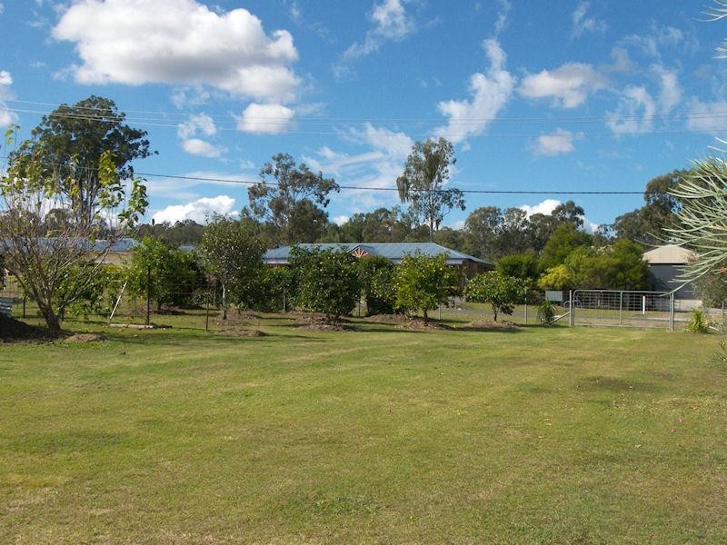 1 Aspen Way, Gleneagle QLD 4285