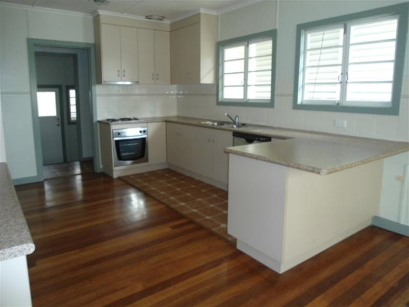 24 Kamarooka Street, Beaudesert QLD 4285