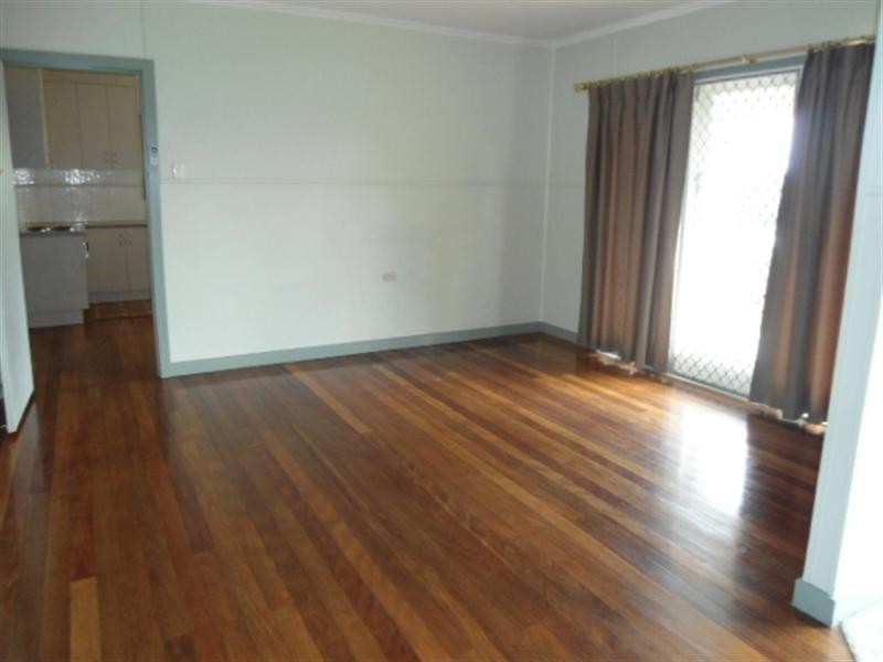 24 Kamarooka Street, Beaudesert QLD 4285