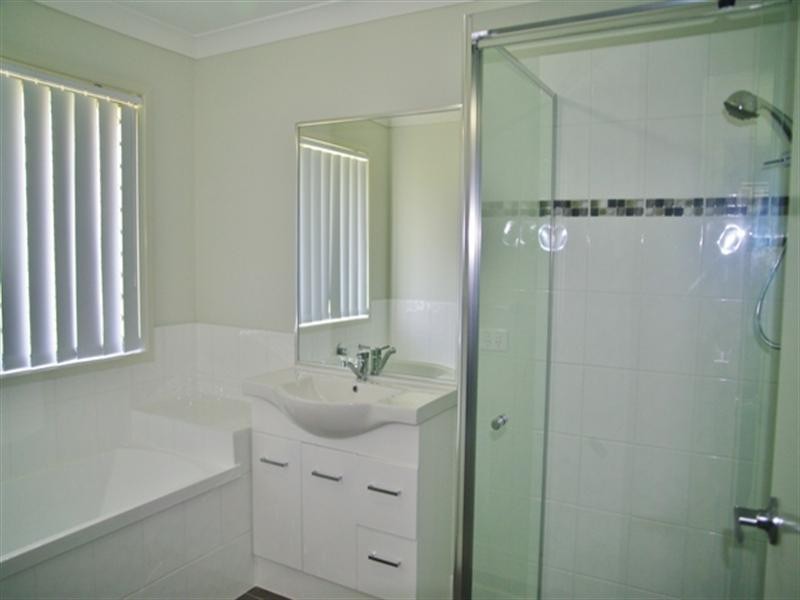 72 Stephens Place, Kooralbyn QLD 4285