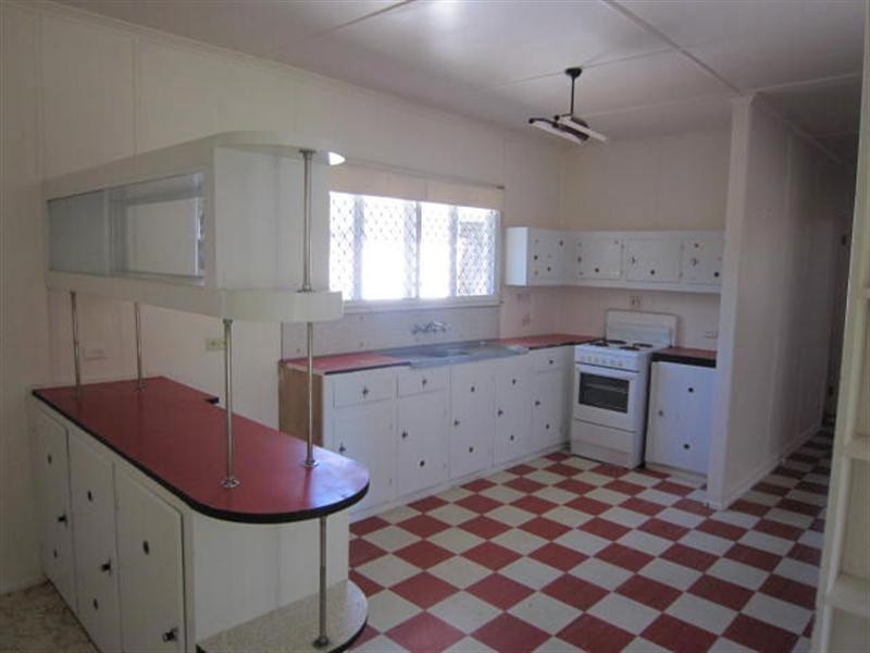 11 Mitchell Street, Beaudesert QLD 4285