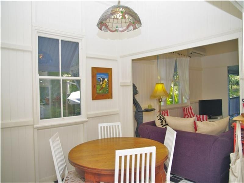 27 Kestrel Court, Tamborine QLD 4270