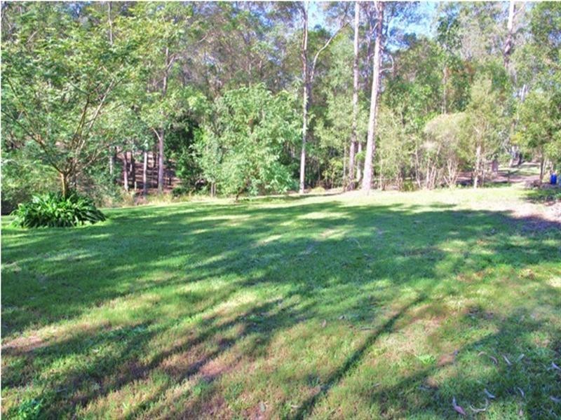 27 Kestrel Court, Tamborine QLD 4270