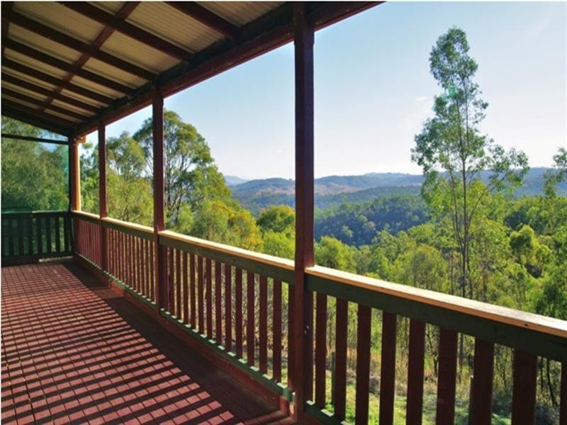 126-128 Haygarth Drive, Kooralbyn QLD 4285