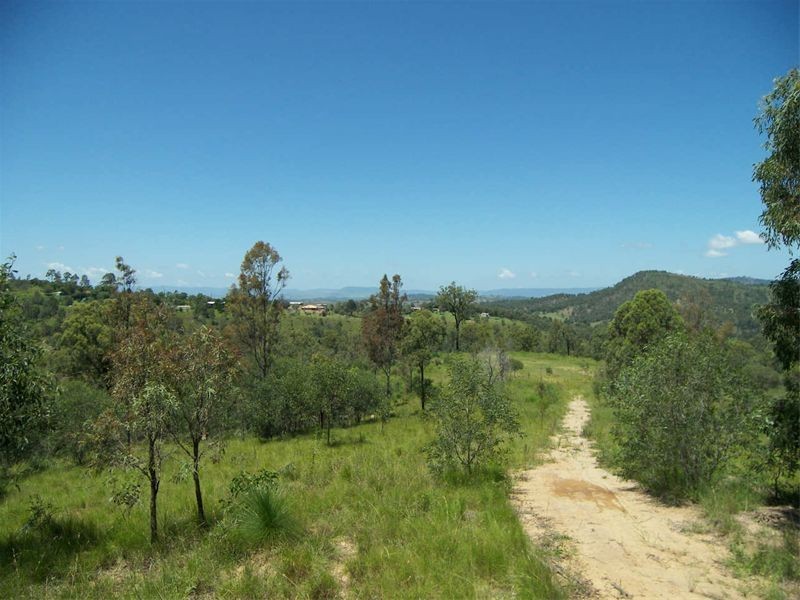 180 Merton Close, Kooralbyn QLD 4285