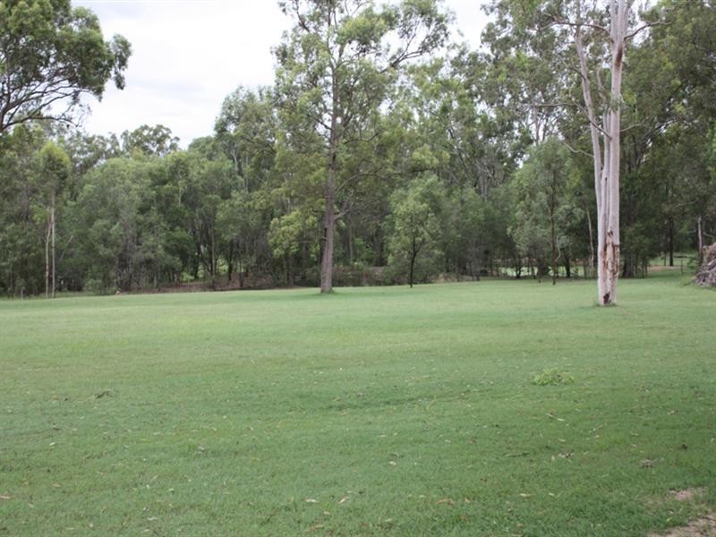 101 Leach Road, Tamborine QLD 4270