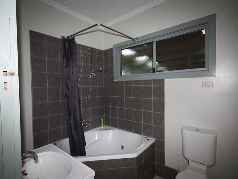 24 Kamarooka Street, Beaudesert QLD 4285