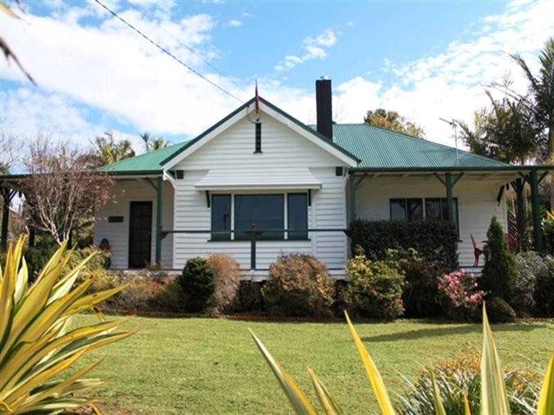 6-12 Cliff Way, Eagle Heights QLD 4271