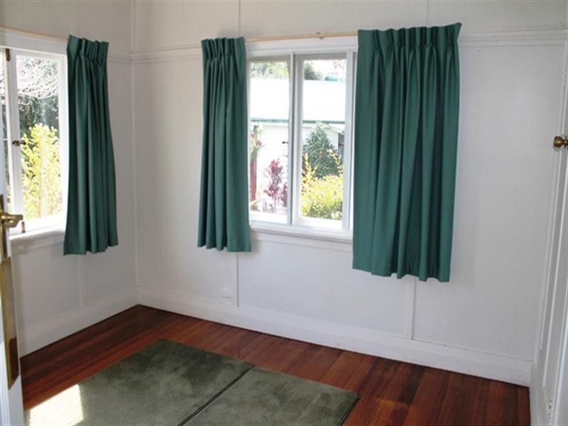 6-12 Cliff Way, Eagle Heights QLD 4271