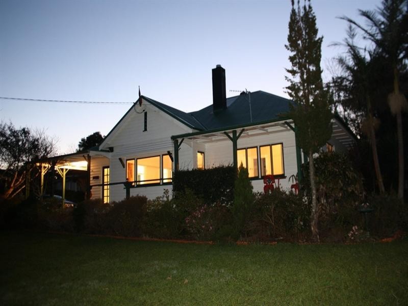 6-12 Cliff Way, Eagle Heights QLD 4271