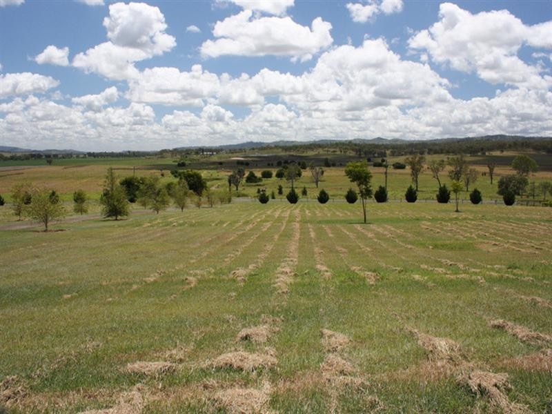 218 Oaky Creek Road, Oaky Creek QLD 4285