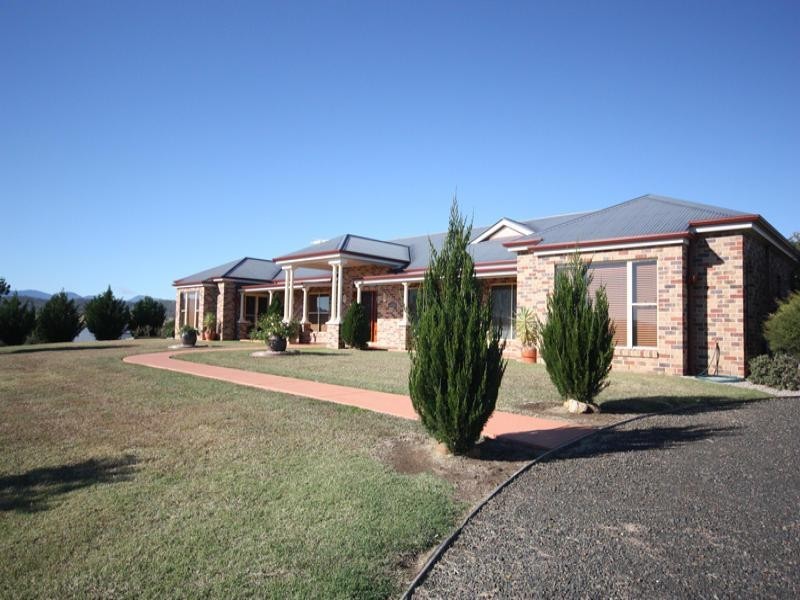 218 Oaky Creek Road, Oaky Creek QLD 4285