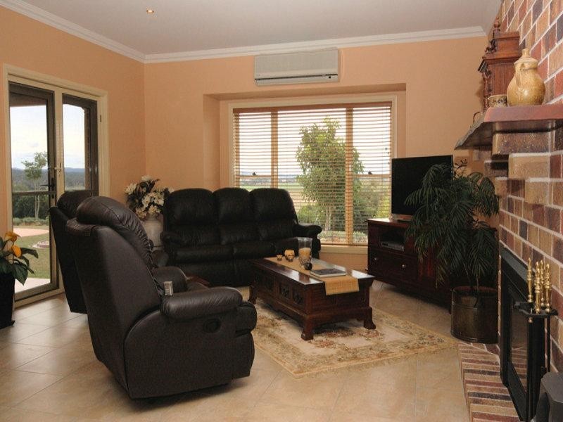 218 Oaky Creek Road, Oaky Creek QLD 4285