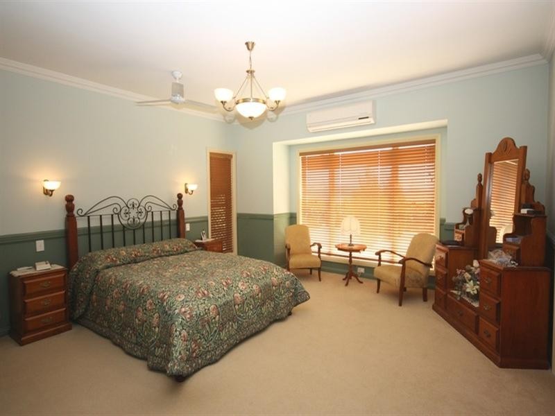 218 Oaky Creek Road, Oaky Creek QLD 4285