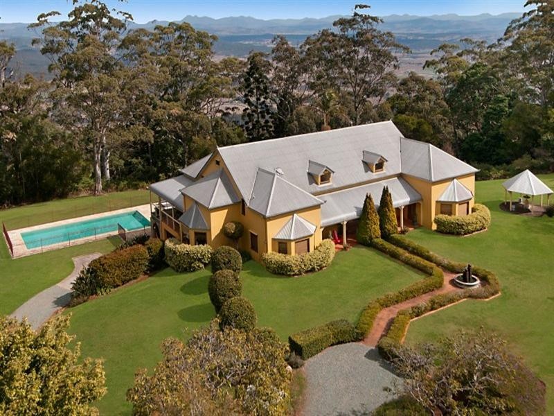 2 Witches Chase, Tamborine Mountain QLD 4272