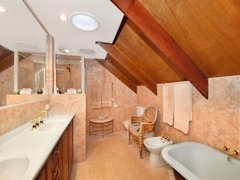 2 Witches Chase, Tamborine Mountain QLD 4272