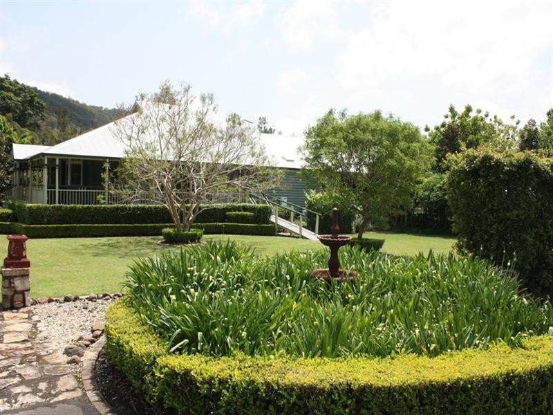 189 Sarabah Road, Canungra QLD 4275