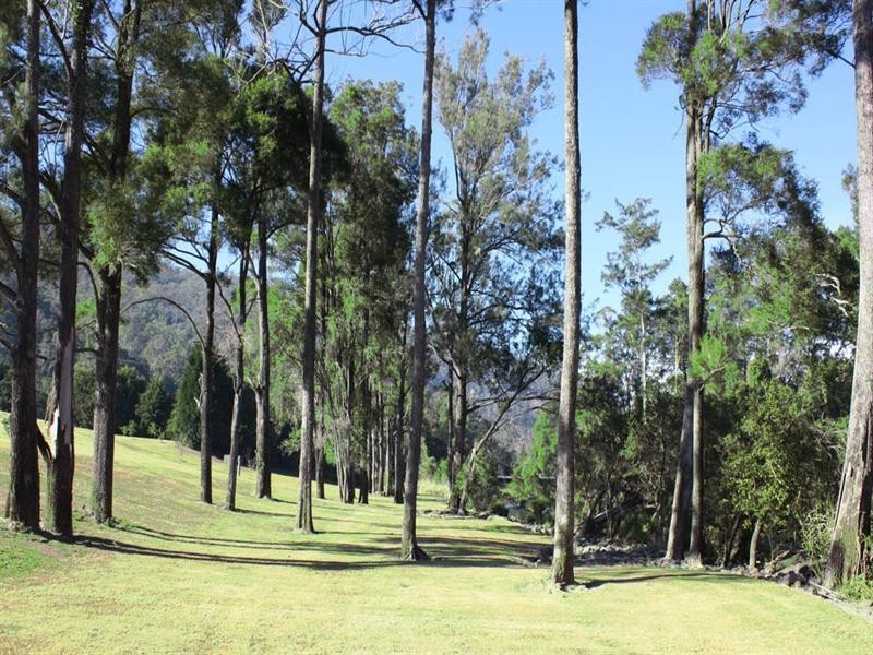 880 Lamington National Park Road, Canungra QLD 4275