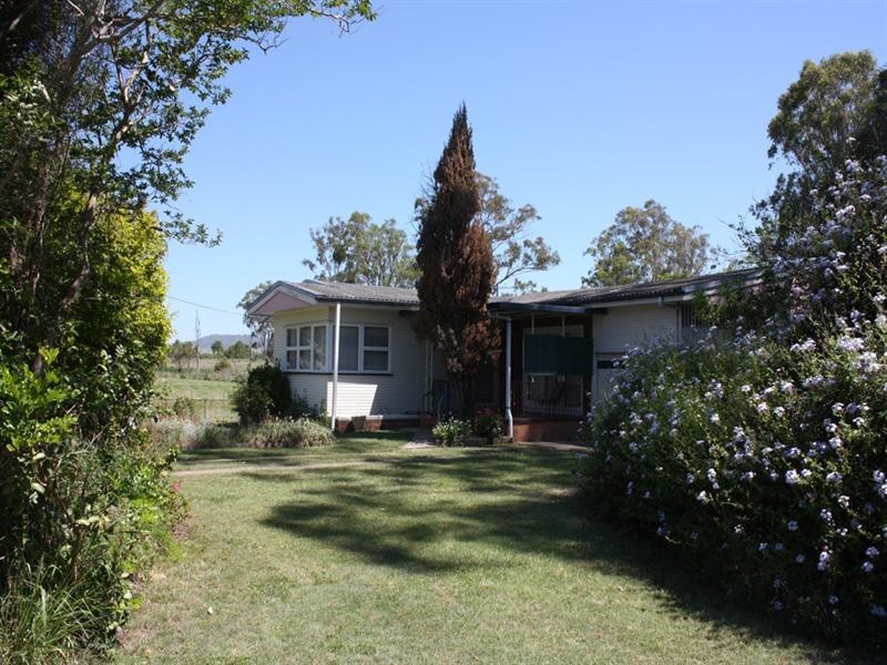 22 Brisbane Street, Beaudesert QLD 4285