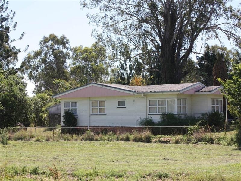 22 Brisbane Street, Beaudesert QLD 4285