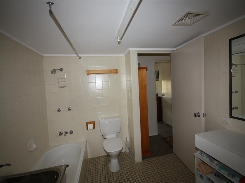 Unit 49 – 50 9-15 Lady Caroline Close, Kooralbyn QLD 4285