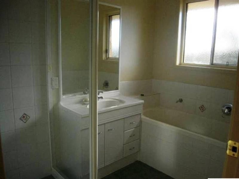 141 Walker Drive, Kooralbyn QLD 4285