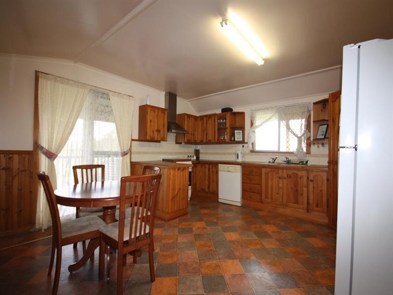 2 Hiscock Road, Woodhill QLD 4285