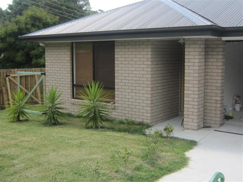 1 2-4 Monza Street, Beaudesert QLD 4285