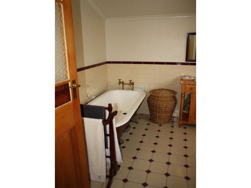 18-24 Bundamba Court, Mundoolun QLD 4285