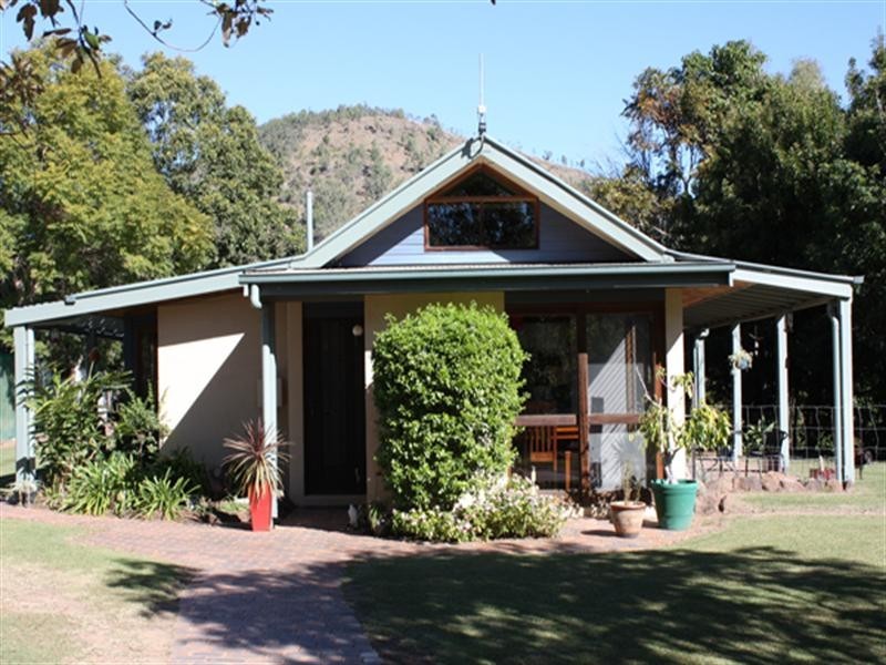 2 Wellington Bundock Drive, Beaudesert QLD 4285