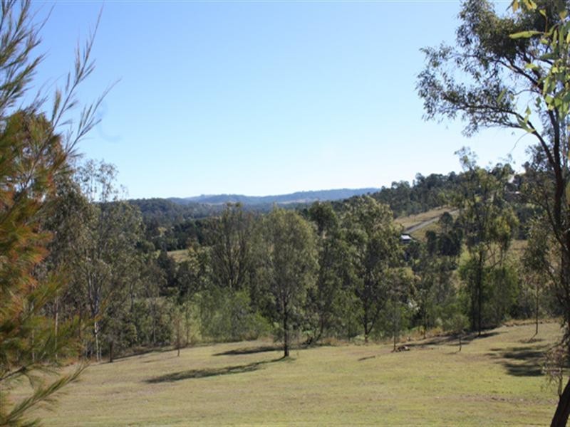 2 Wellington Bundock Drive, Beaudesert QLD 4285