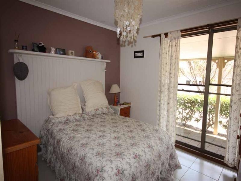 48 Ogilvie Place, Kooralbyn QLD 4285