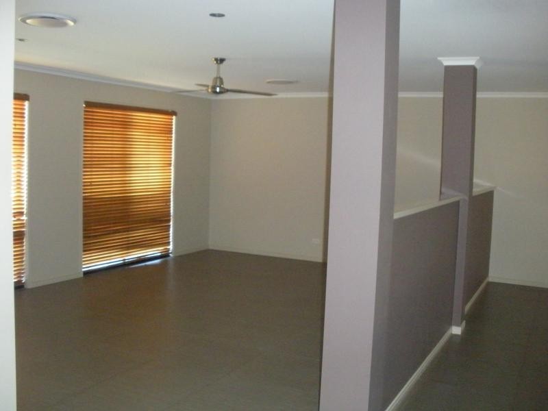 Gleneagle QLD 4285