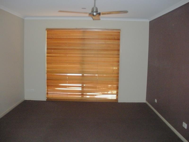 Gleneagle QLD 4285
