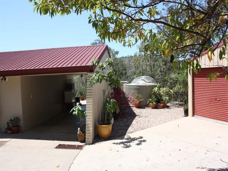 82 Kooralbyn Drive, Kooralbyn QLD 4285