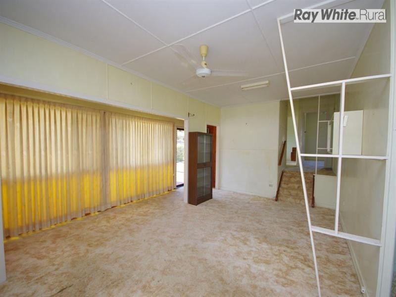 14 Hart Street, Beaudesert QLD 4285