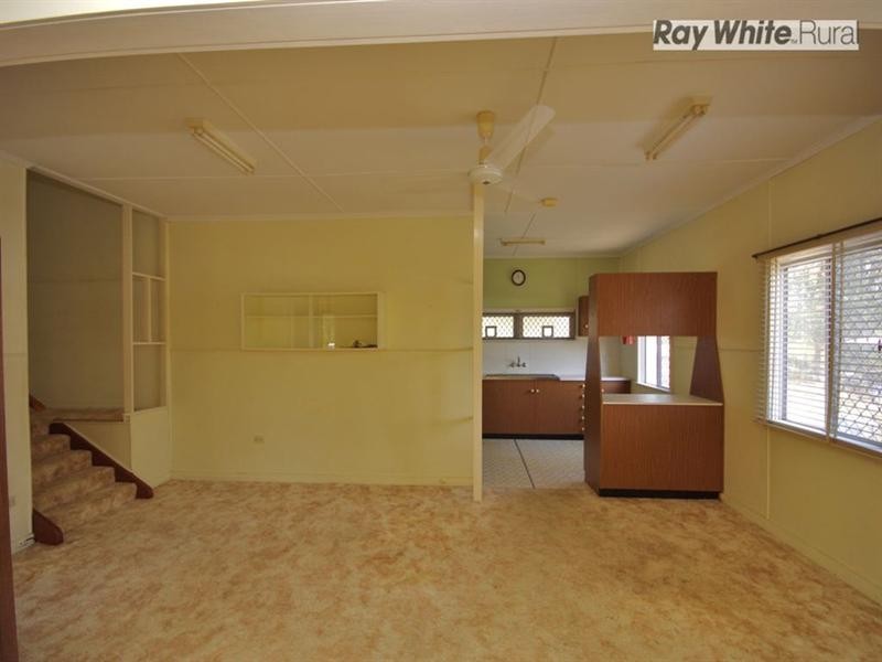 14 Hart Street, Beaudesert QLD 4285