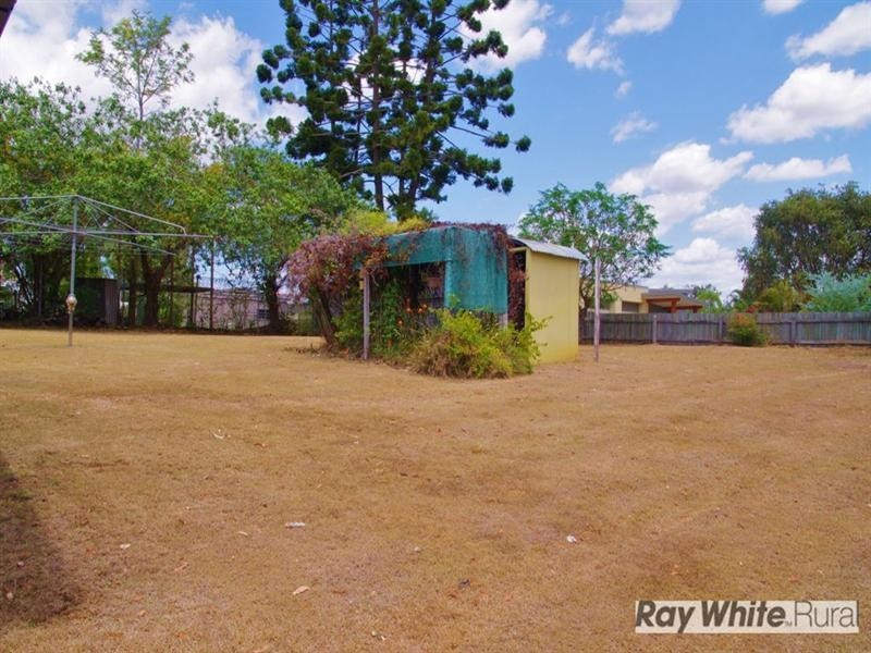 14 Hart Street, Beaudesert QLD 4285