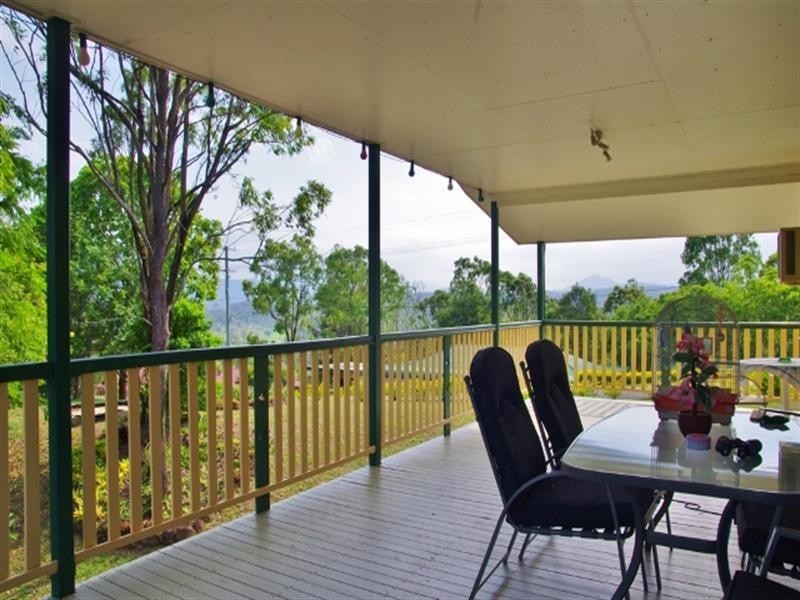 14 FRANCIS Close, Kooralbyn QLD 4285