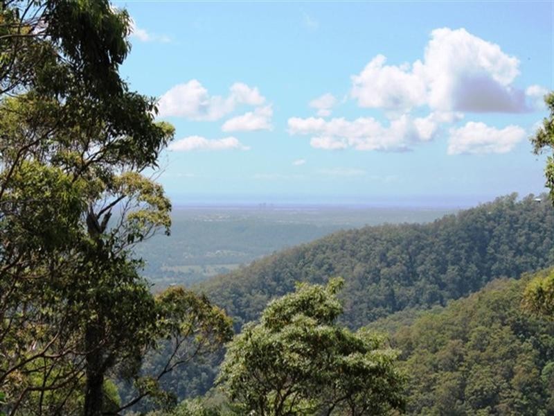 56 Justin Avenue, North Tamborine QLD 4272