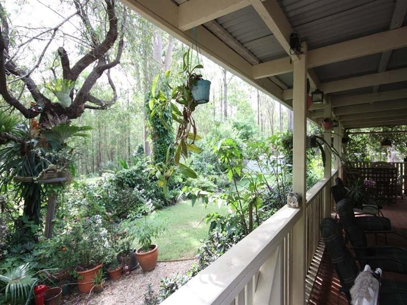 17 Goodsell Crescent, Tamborine QLD 4270