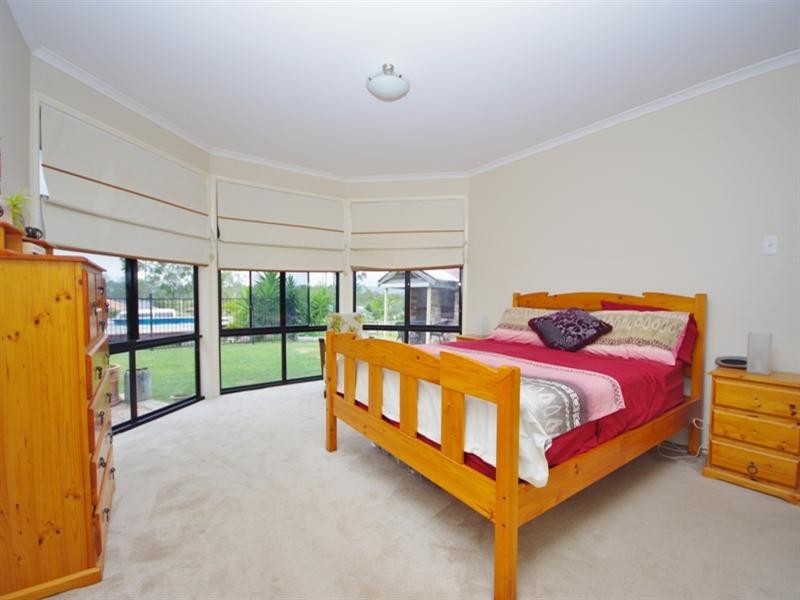 Gleneagle QLD 4285