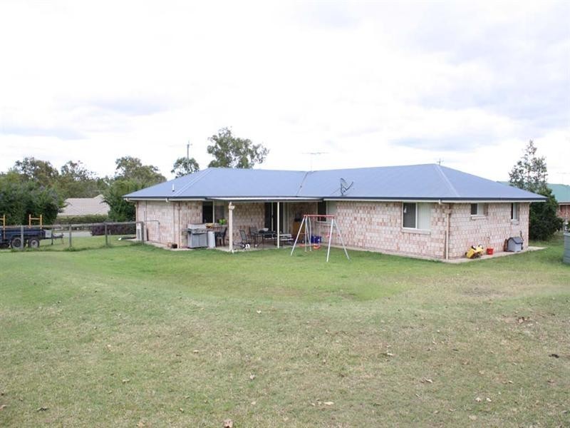 10 Carrigan Way, Gleneagle QLD 4285