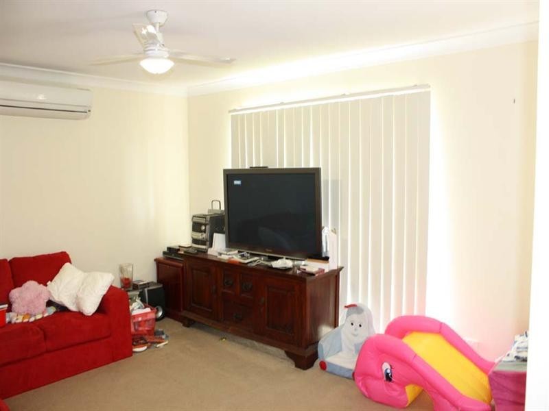 10 Carrigan Way, Gleneagle QLD 4285