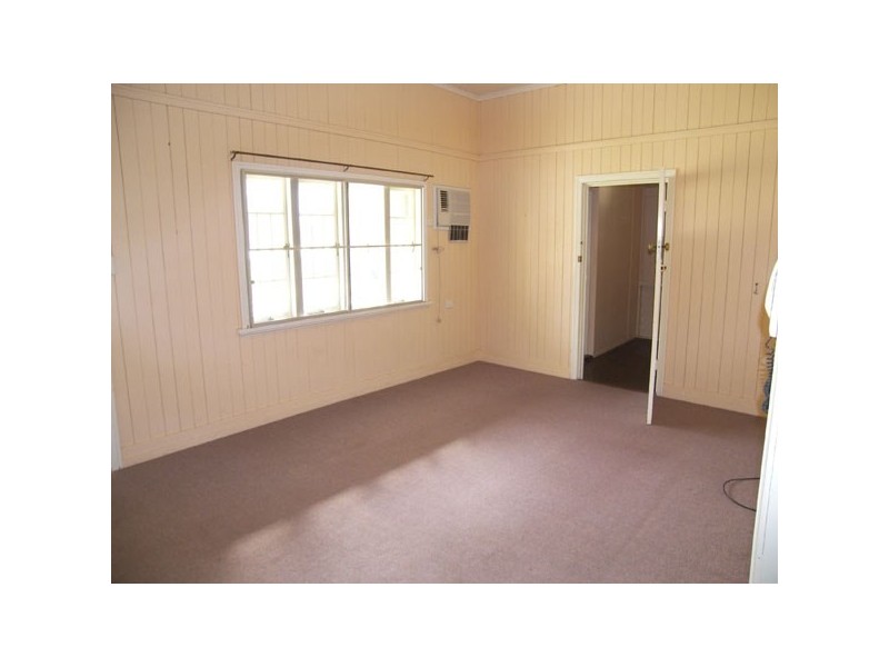 16 Anna Street, Beaudesert QLD 4285