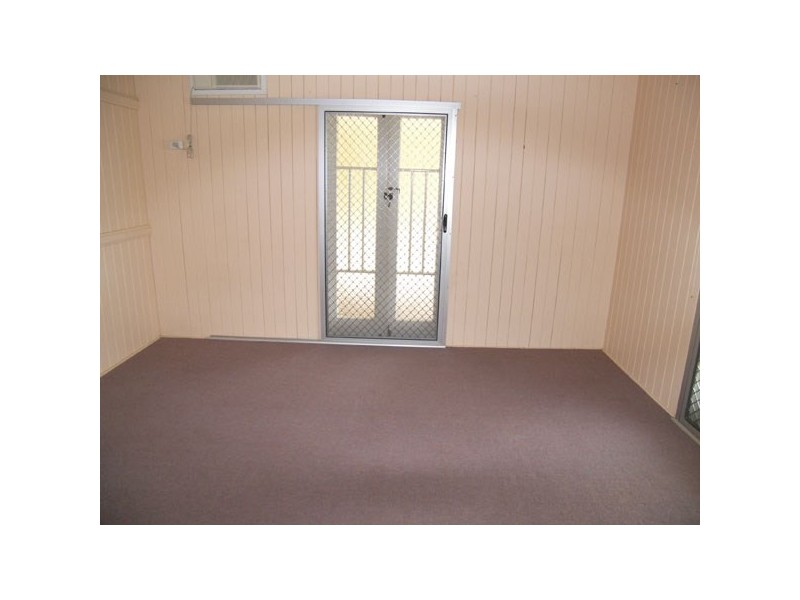 16 Anna Street, Beaudesert QLD 4285