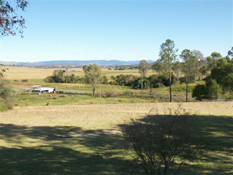 77 Christmas Creek Road, Laravale QLD 4285