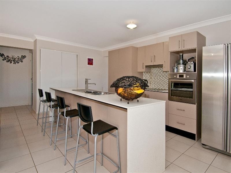 Gleneagle QLD 4285