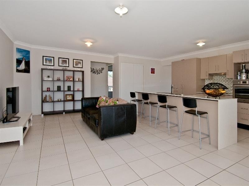 Gleneagle QLD 4285
