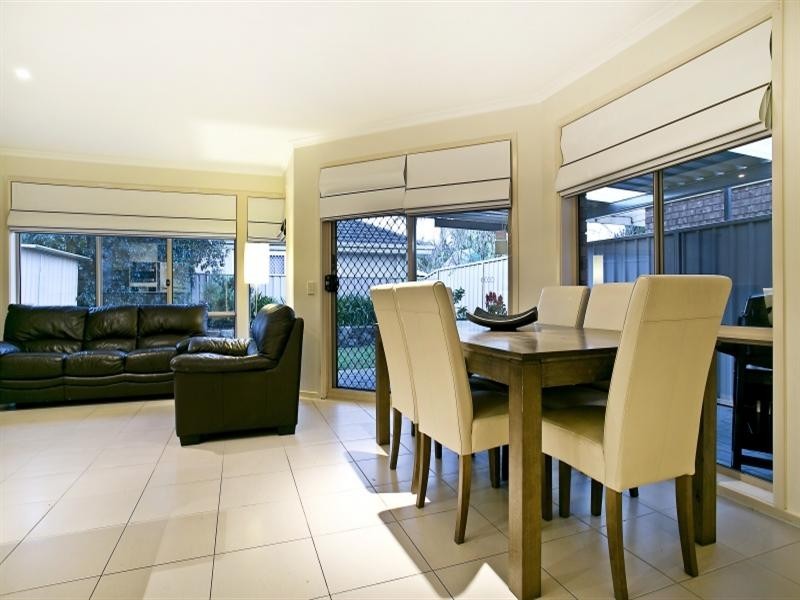 13 Farnborough Street, Oakden SA 5086